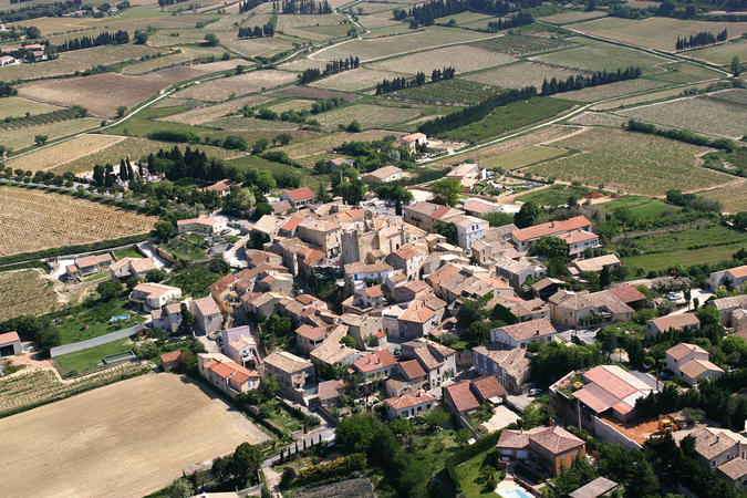 Village d'Estézargues